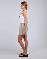 Sunday Short by Silent Theory