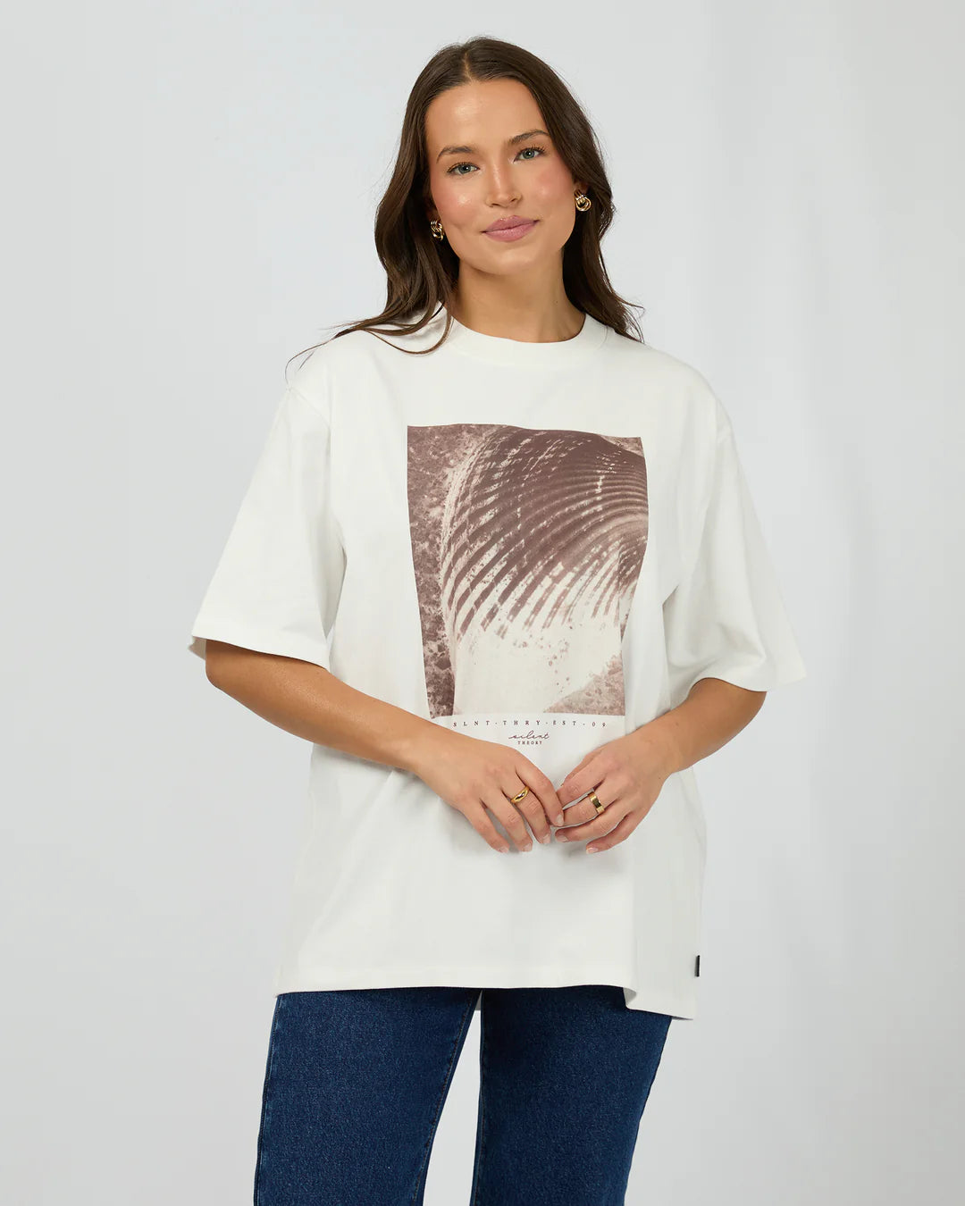 Seashells Tee by Silent Theory