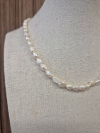 Pearly Chain Necklace