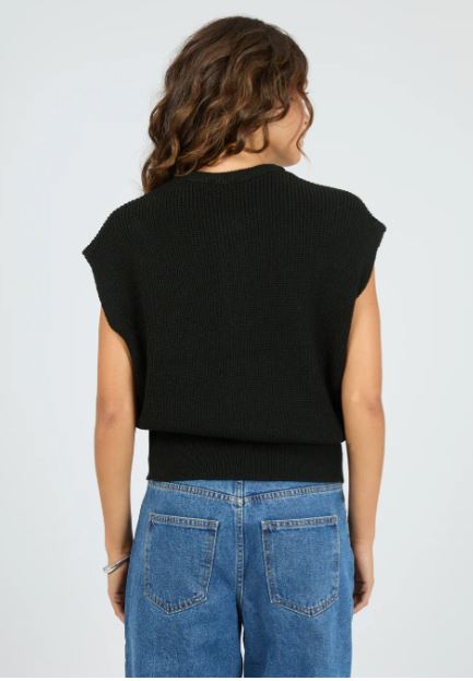 Elara Vest by Silent Theory