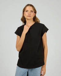 Essential Tee
