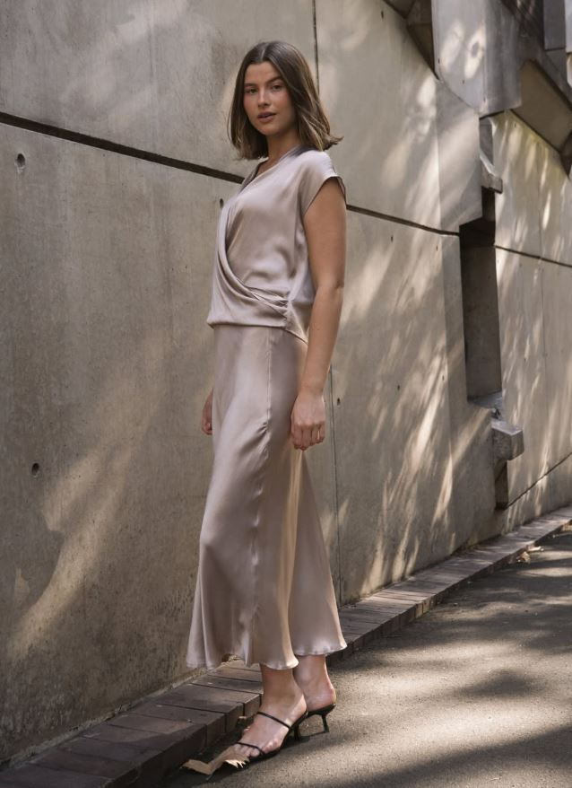 Hera Top Silver by White Closet