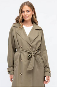 Le Madame Trench