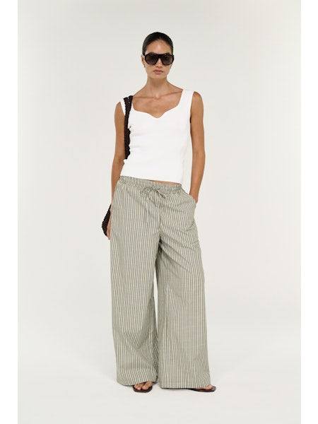 Lisara Relaxed Pant