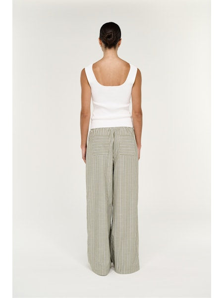 Lisara Relaxed Pant