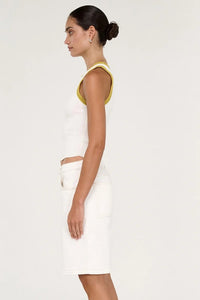 Noemi Contrast Tank