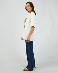 Seashells Tee by Silent Theory