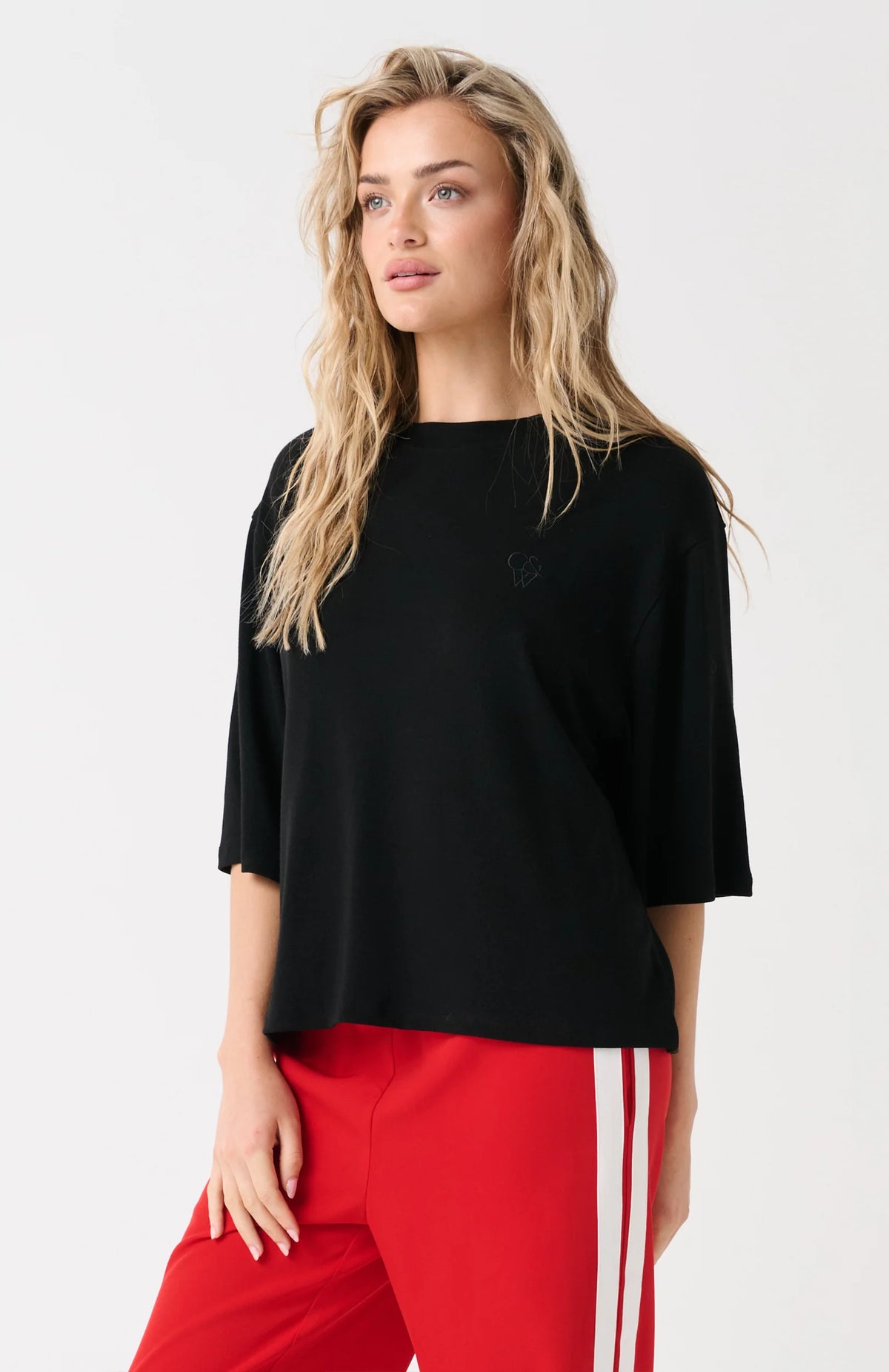 Solana Tee