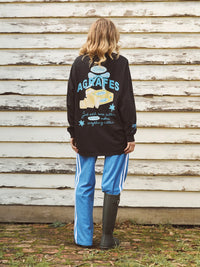 Staples L/S Tee