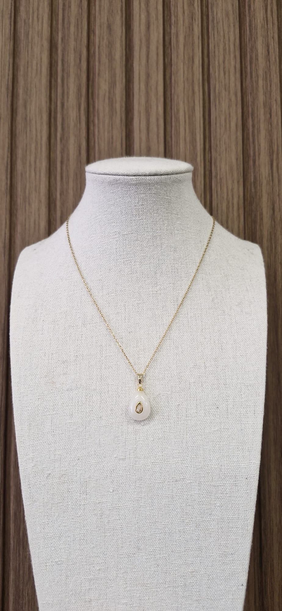 Minimalist Gold Avocado Pendant Necklace