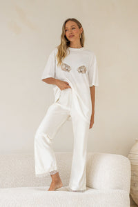 Oyster Atelier Tee by Peach & Parla