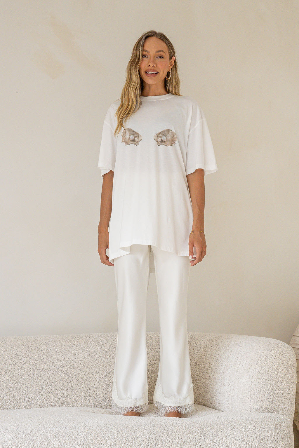 Oyster Atelier Tee by Peach & Parla